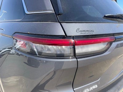 2026 Jeep Grand Cherokee Laredo 4x4