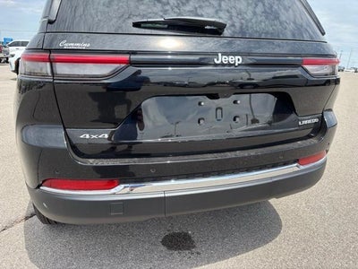 2026 Jeep Grand Cherokee Laredo 4x4