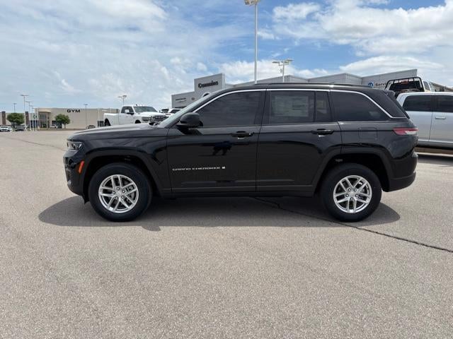 2026 Jeep Grand Cherokee Laredo 4x4