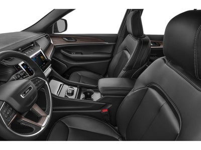 2026 Jeep Grand Cherokee Laredo 4x4