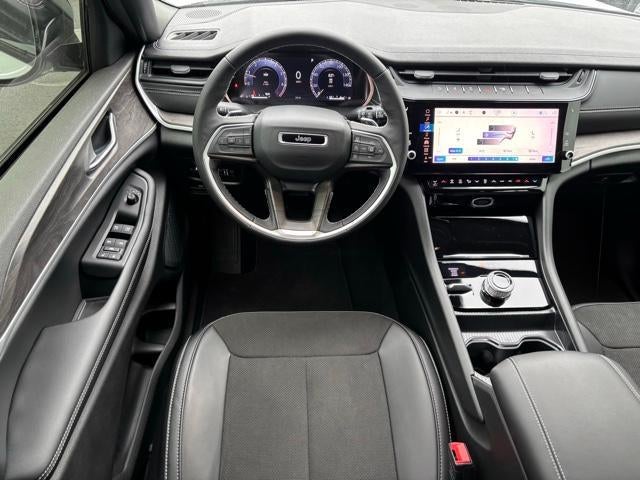 2026 Jeep Grand Cherokee Laredo Altitude 4x4