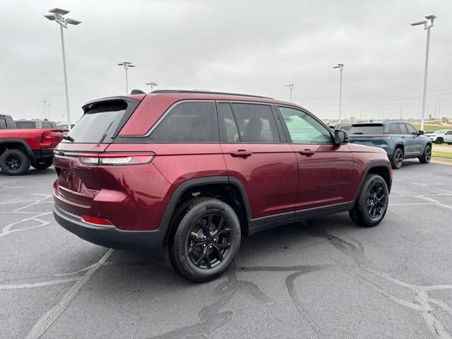 2026 Jeep Grand Cherokee Laredo Altitude 4x4