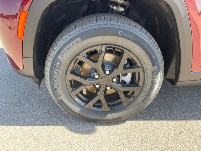 2026 Jeep Grand Cherokee Laredo Altitude 4x4