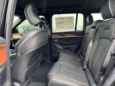 2026 Jeep Grand Cherokee Summit 4x4