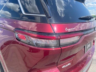 2022 Jeep Grand Cherokee Summit 4x4