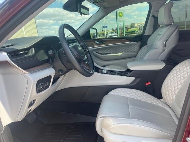 2022 Jeep Grand Cherokee Summit 4x4