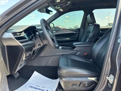 2023 Jeep Grand Cherokee L Overland 4x4