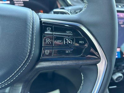 2023 Jeep Grand Cherokee L Overland 4x4
