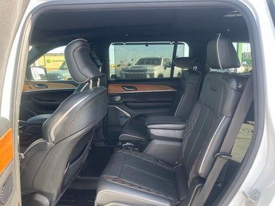 2023 Jeep Grand Cherokee L Summit 4x4