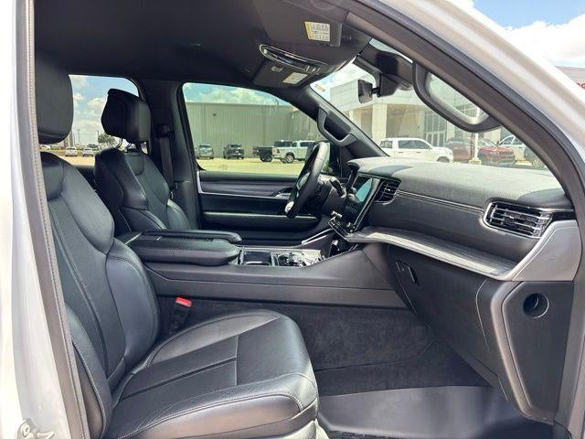 2024 Jeep Wagoneer L Series II 4x2 *Ltd Avail*