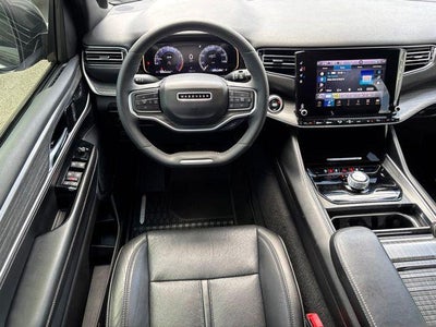 2024 Jeep Wagoneer L Series II 4x2 *Ltd Avail*