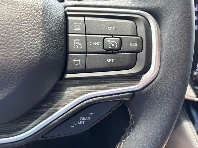 2024 Jeep Wagoneer L Series II 4x2 *Ltd Avail*