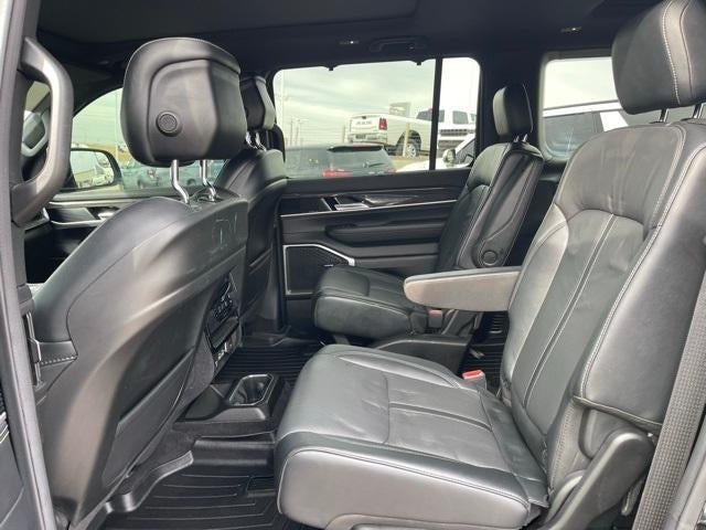 2022 Jeep Wagoneer Series II 4x4