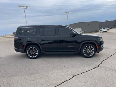 2022 Jeep Wagoneer Series II 4x4