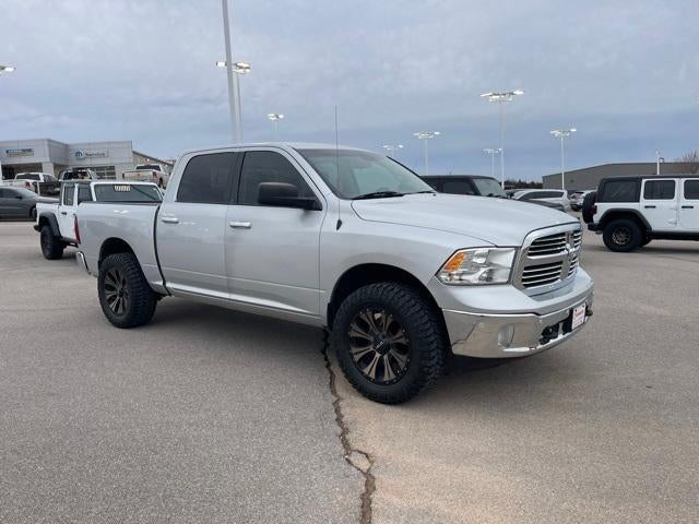 2015 RAM 1500 4WD Crew Cab 5.7 Ft Box Big Horn