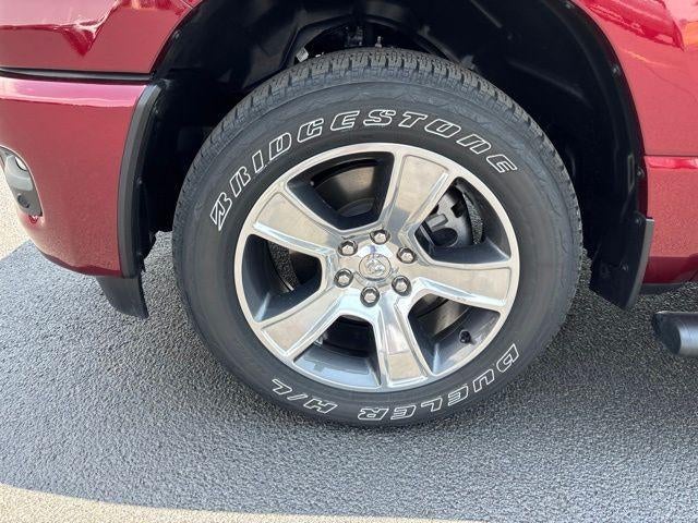 2025 RAM 1500 Tradesman 4x4 Crew Cab 5'7" Box