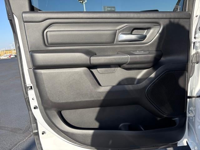 2026 RAM 1500 Tradesman 4x4 Crew Cab 5'7" Box