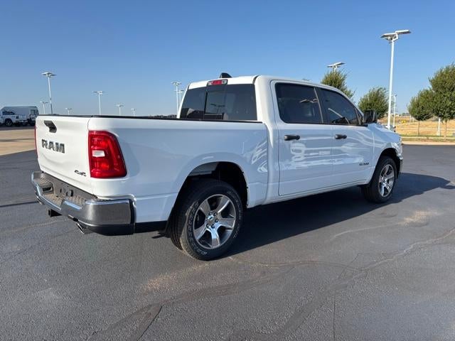 2026 RAM 1500 Tradesman 4x4 Crew Cab 5'7" Box