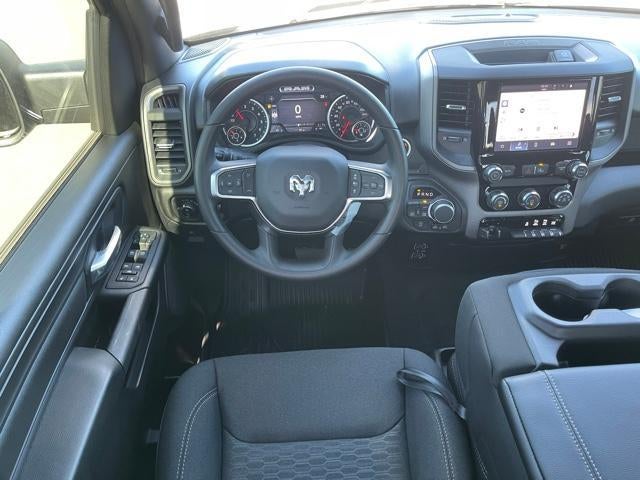 2026 RAM 1500 Tradesman 4x4 Crew Cab 5'7" Box