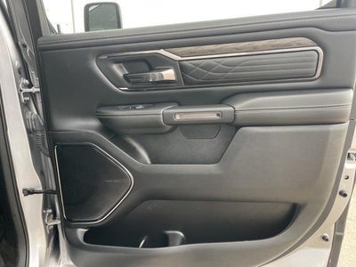 2025 RAM 1500 Limited 4x4 Crew Cab 5'7" Box