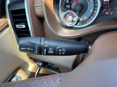 2020 RAM 1500 Laramie 4x4 Crew Cab 5'7" Box