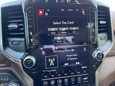 2020 RAM 1500 Laramie 4x4 Crew Cab 5'7" Box