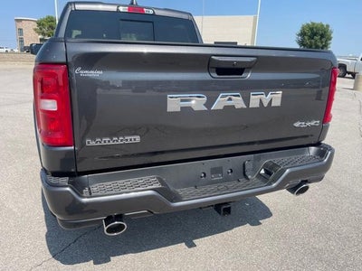 2026 RAM 1500 Laramie 4x4 Crew Cab 5'7" Box