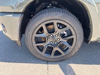 2026 RAM 1500 Laramie 4x4 Crew Cab 5'7" Box
