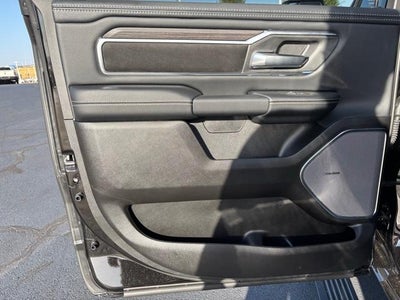 2027 RAM 1500 Laramie 4x4 Crew Cab 5'7" Box