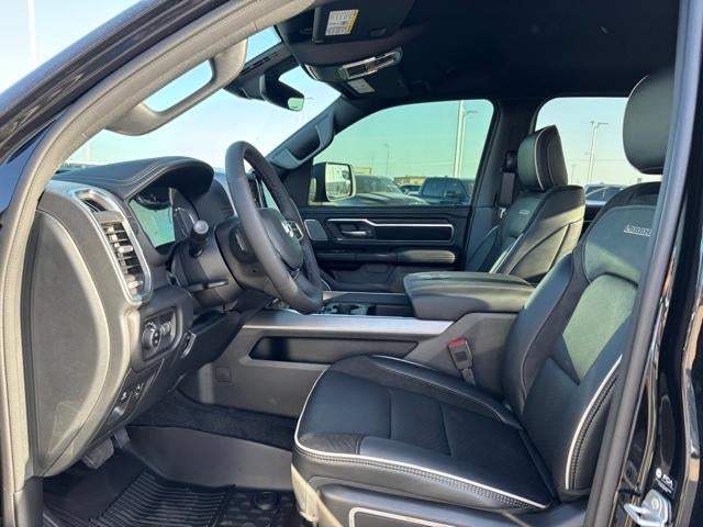 2027 RAM 1500 Laramie 4x4 Crew Cab 5'7" Box