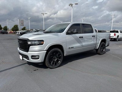2027 RAM 1500 Laramie 4x4 Crew Cab 5'7" Box