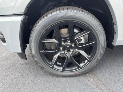 2027 RAM 1500 Laramie 4x4 Crew Cab 5'7" Box
