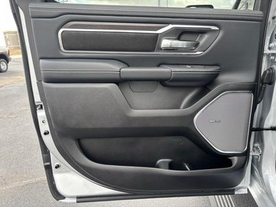 2027 RAM 1500 Laramie 4x4 Crew Cab 5'7" Box
