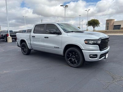 2027 RAM 1500 Laramie 4x4 Crew Cab 5'7" Box