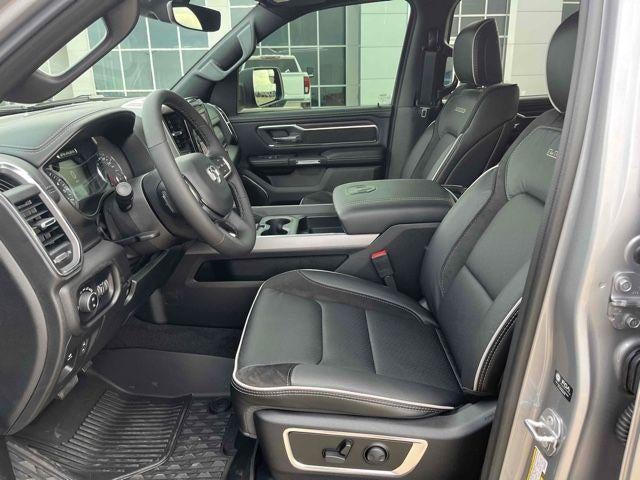 2025 RAM 1500 Laramie 4x4 Crew Cab 5'7" Box