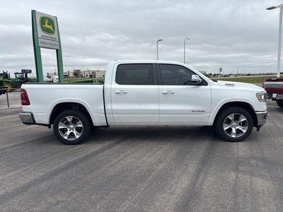 2020 RAM 1500 Laramie 4x4 Crew Cab 5'7" Box