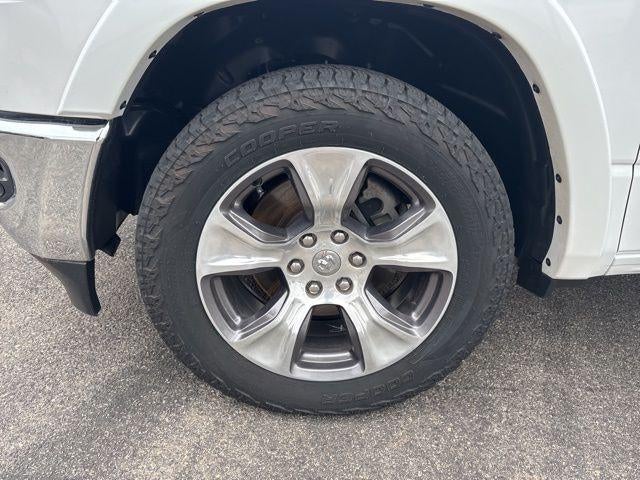 2020 RAM 1500 Laramie 4x4 Crew Cab 5'7" Box
