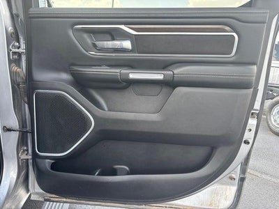 2022 RAM 1500 Laramie 4x4 Crew Cab 5'7" Box