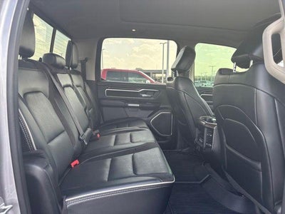 2022 RAM 1500 Laramie 4x4 Crew Cab 5'7" Box