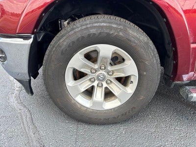 2021 RAM 1500 Laramie 4x4 Crew Cab 5'7" Box
