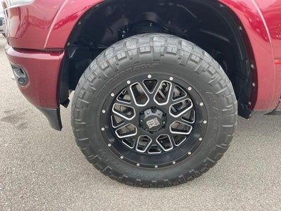 2021 RAM 1500 Laramie 4x4 Crew Cab 5'7" Box