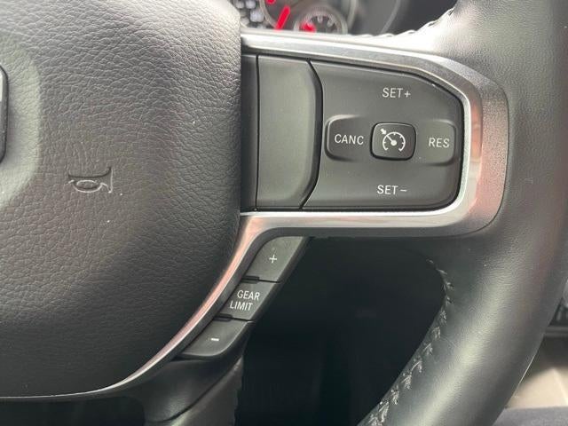 2021 RAM 1500 Laramie 4x4 Crew Cab 5'7" Box