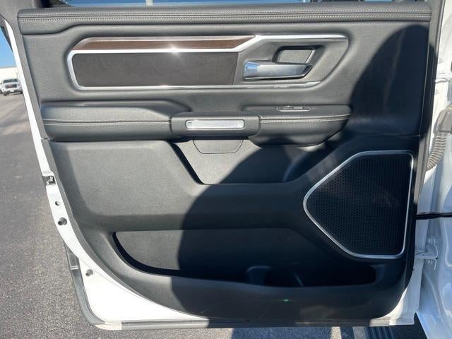 2022 RAM 1500 Laramie 4x4 Crew Cab 5'7" Box