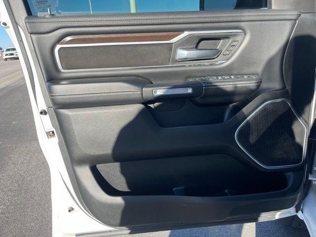 2022 RAM 1500 Laramie 4x4 Crew Cab 5'7" Box