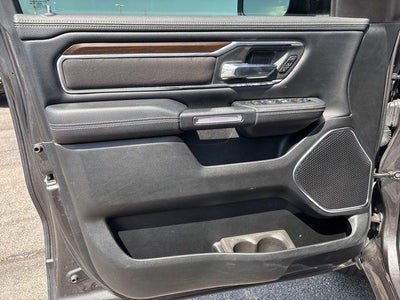 2021 RAM 1500 Laramie 4x4 Crew Cab 5'7" Box
