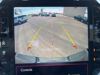 2021 RAM 1500 Laramie 4x4 Crew Cab 5'7" Box