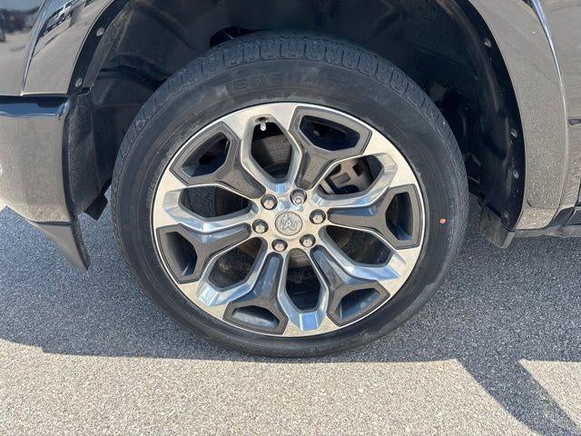 2019 RAM 1500 Longhorn 4x4 Crew Cab 5'7" Box