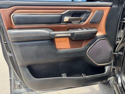 2019 RAM 1500 Longhorn 4x4 Crew Cab 5'7" Box