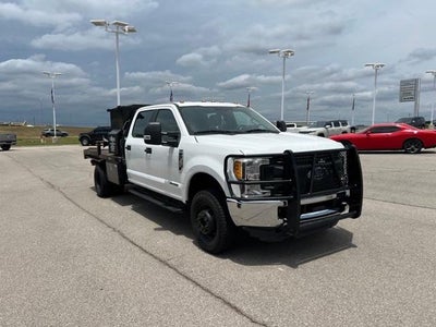 2019 Ford Super Duty F-350 DRW XL 4WD Crew Cab 179" WB 60" CA