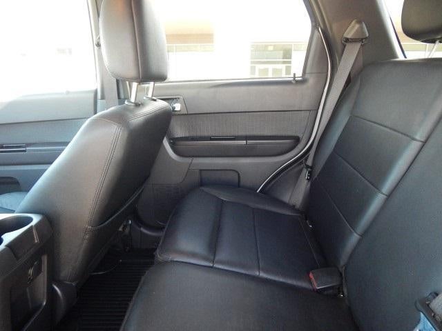 2012 Ford Escape FWD 4dr Limited